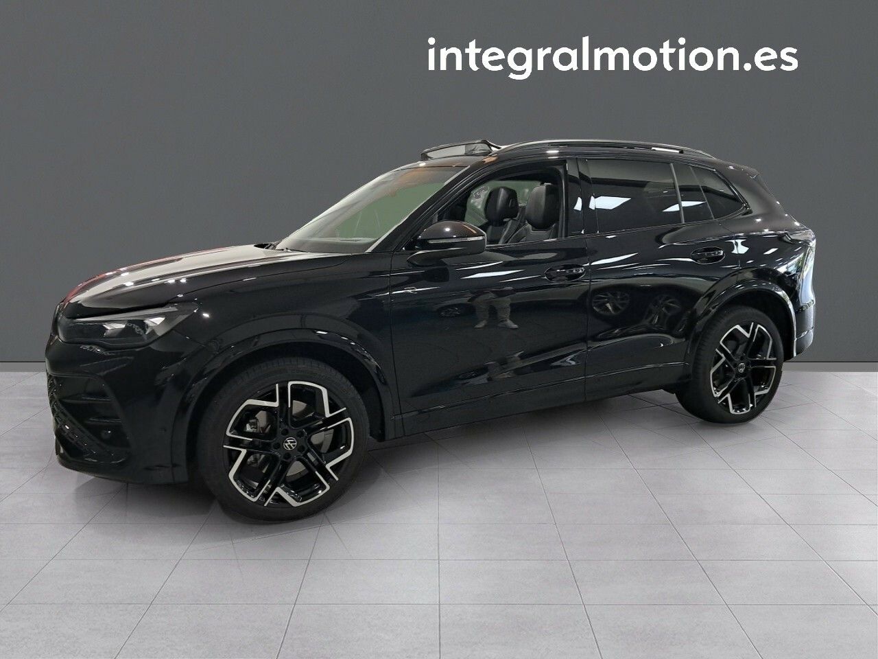 Casa venta 235  de segunda mano - volkswagen tiguan 2024 /