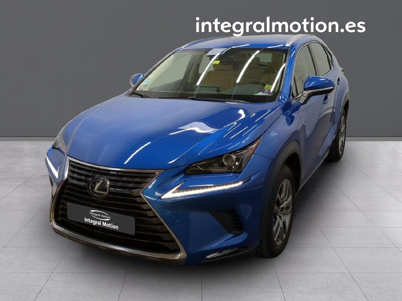 Casa con medio bano  de segunda mano - lexus nx 2019 /
