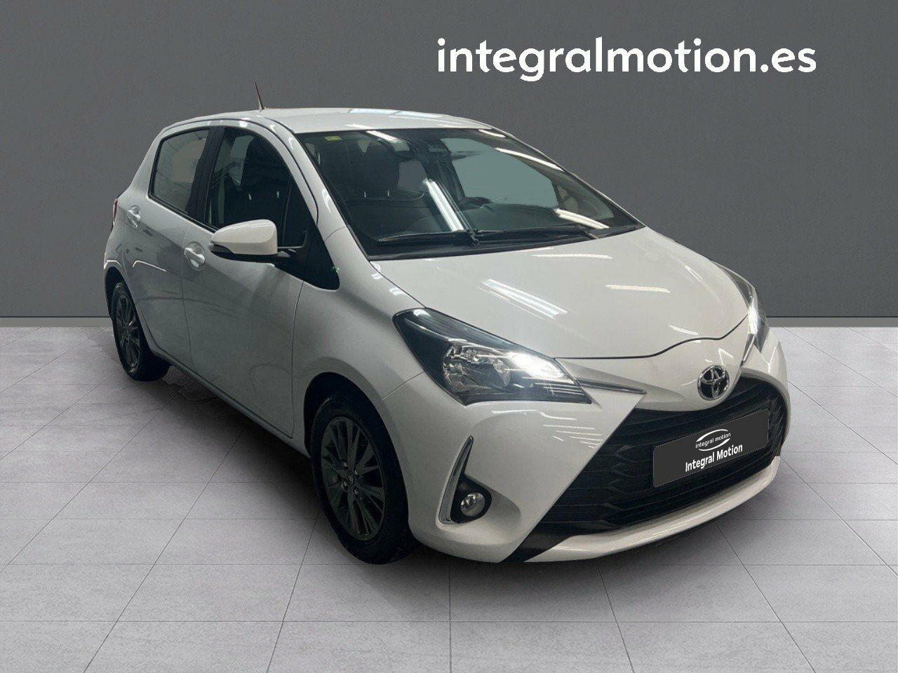 toyota yaris 2018 / foto grande (3)