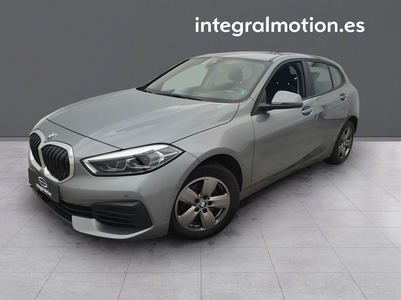 Casa venta 518  de segunda mano - bmw serie 1 2023 /