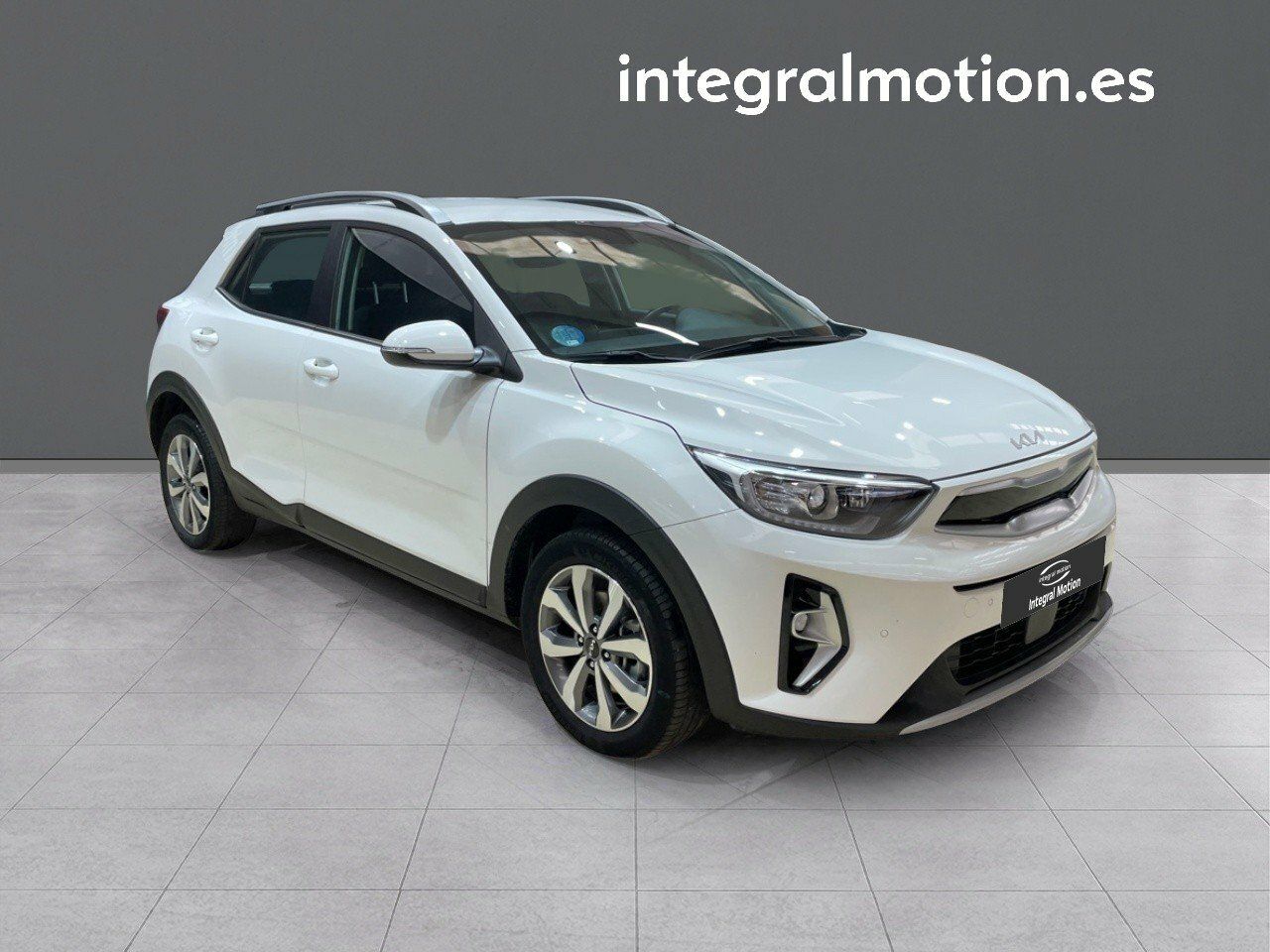 kia stonic 2022 / foto grande (3)