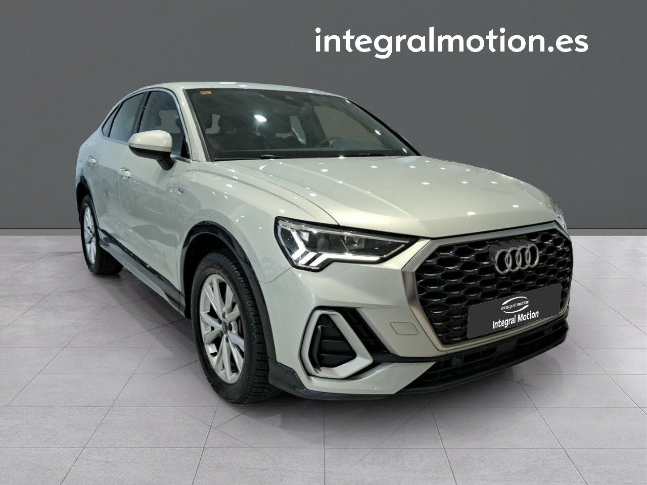 audi q3 2021 / foto grande (3)