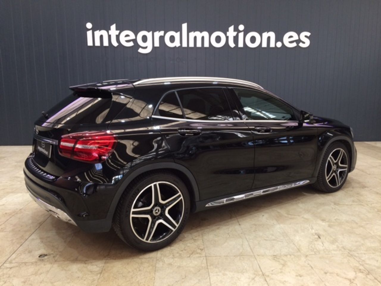 mercedes gla 2019 / foto grande (3)