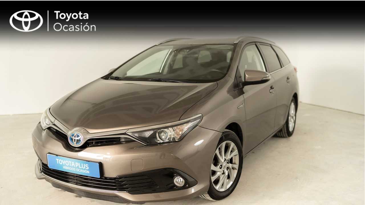 Toyota Auris ocasión segunda mano 2017 Híbrido por 12.900€ en Cádiz