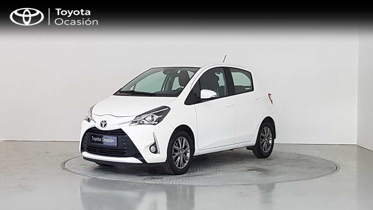 Toyota Yaris ocasión segunda mano 2017 Gasolina por 12.290€ en Cádiz