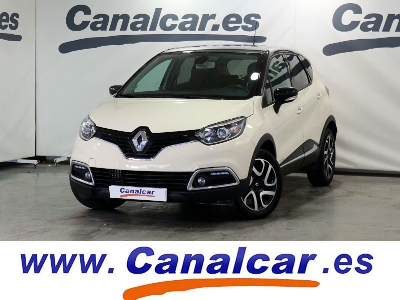 Renault Captur ocasión segunda mano 2015 Gasolina por 12.495€ en Madrid