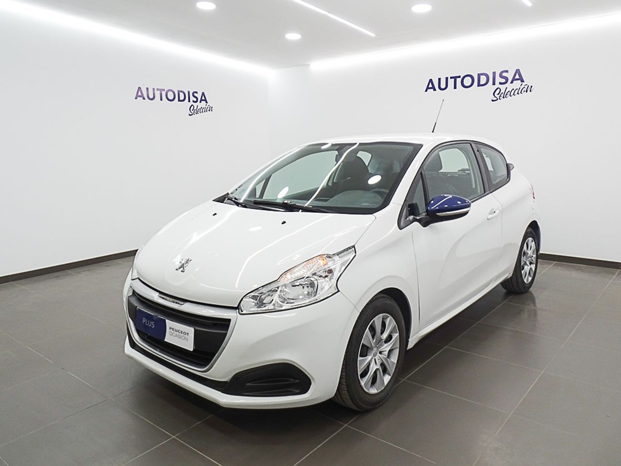 peugeot 208 2018 /