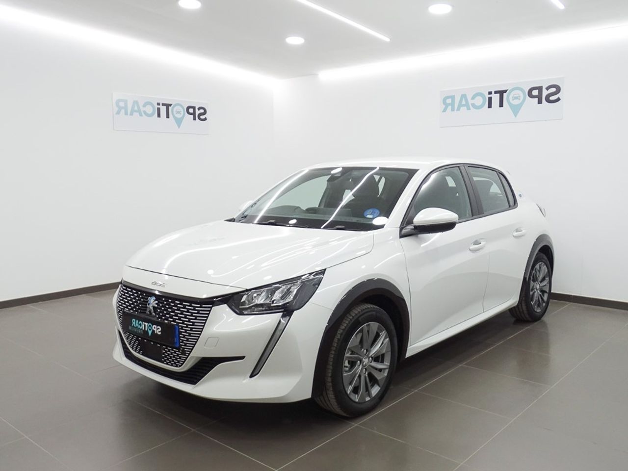 peugeot e-208 2021 /