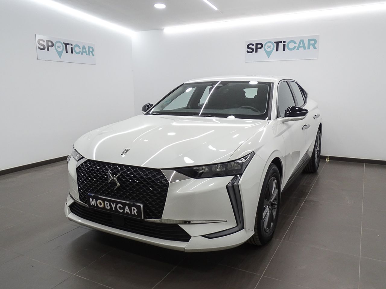 ds automobiles ds 4 2023 /