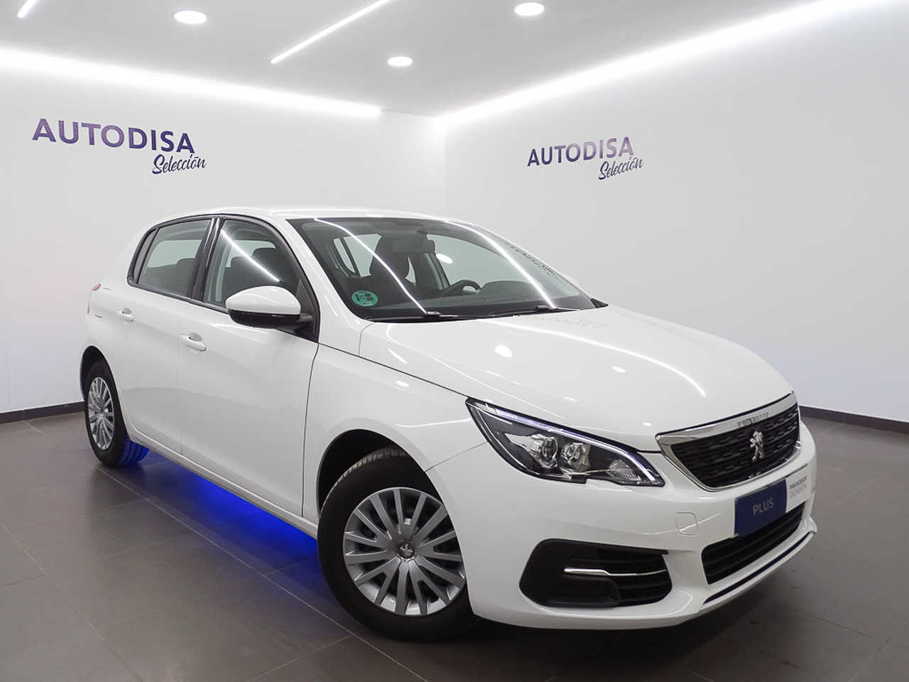 Array Peugeot 308 2017 Diésel por 11.495€ en Valencia