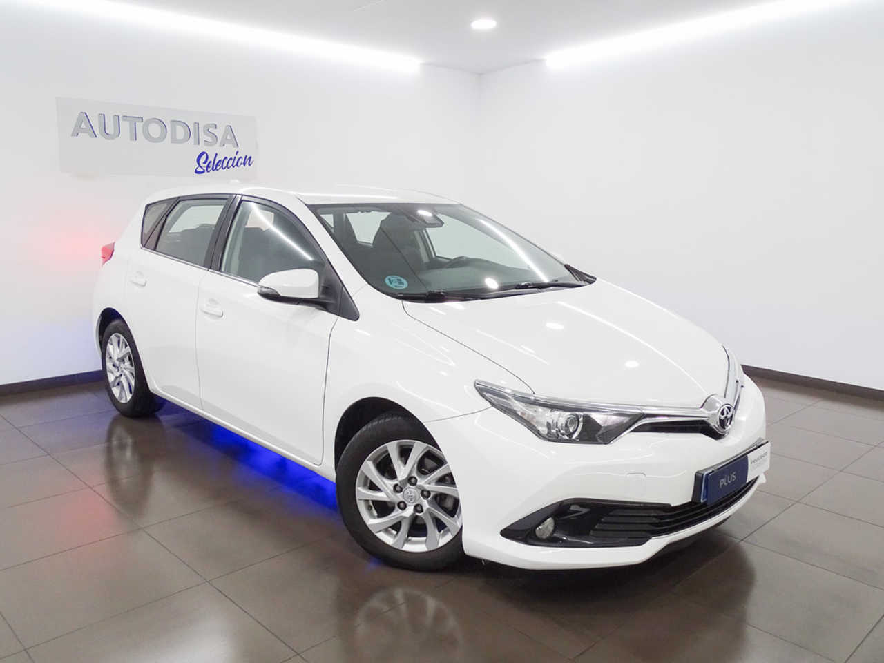Array Toyota Auris 2018 Diésel por 12.895€ en Valencia