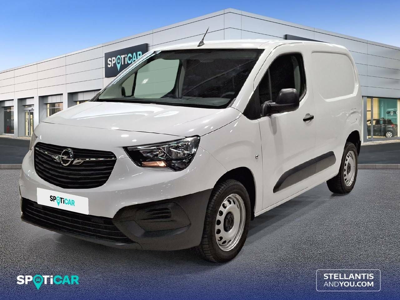 Servicio de carga y descarga en madrid  de segunda mano en Madrid - opel combo cargo 2023 /