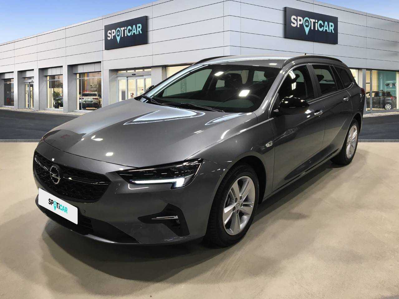 Opel Insignia ocasión segunda mano 2021 Diésel por 26.500€ en Madrid