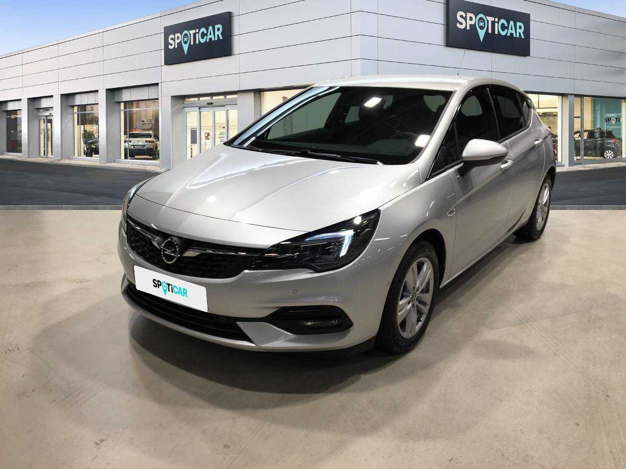 Opel Astra ocasión segunda mano 2020 Gasolina por 17.950€ en Madrid