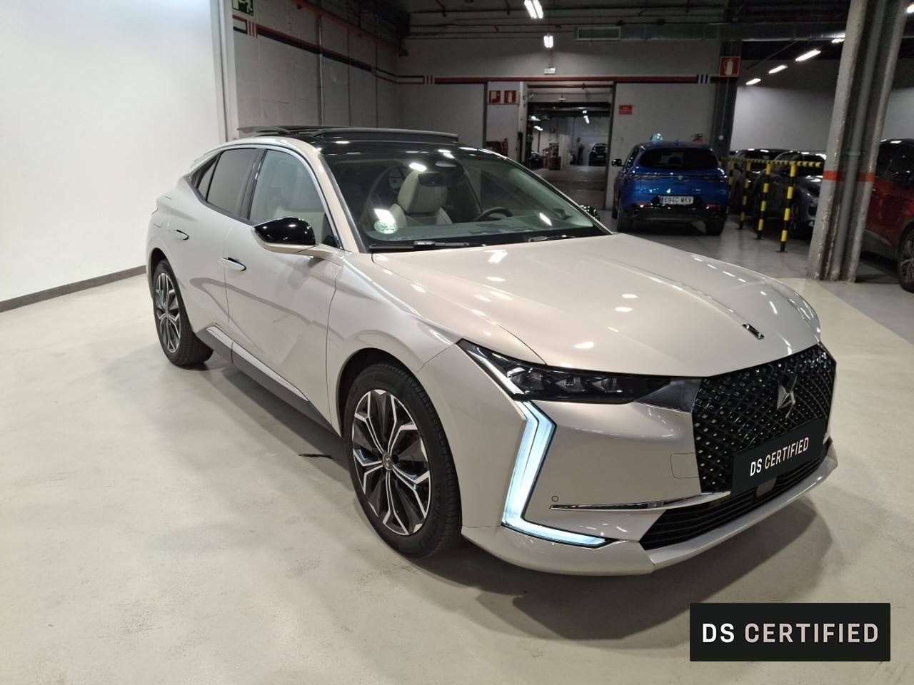 ds automobiles ds 4 2023 / foto grande (3)