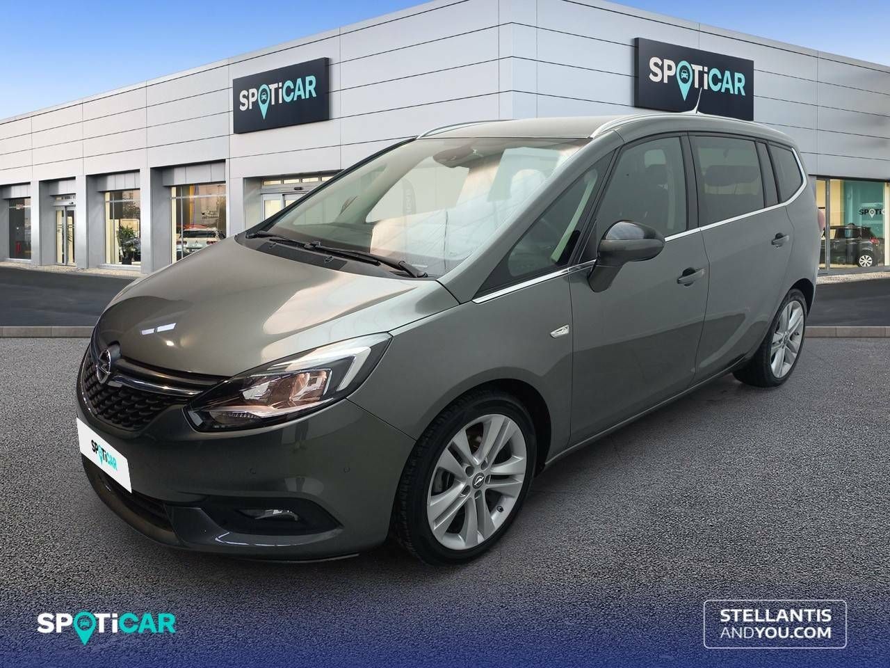 Foto opel zafira tourer    2019 /