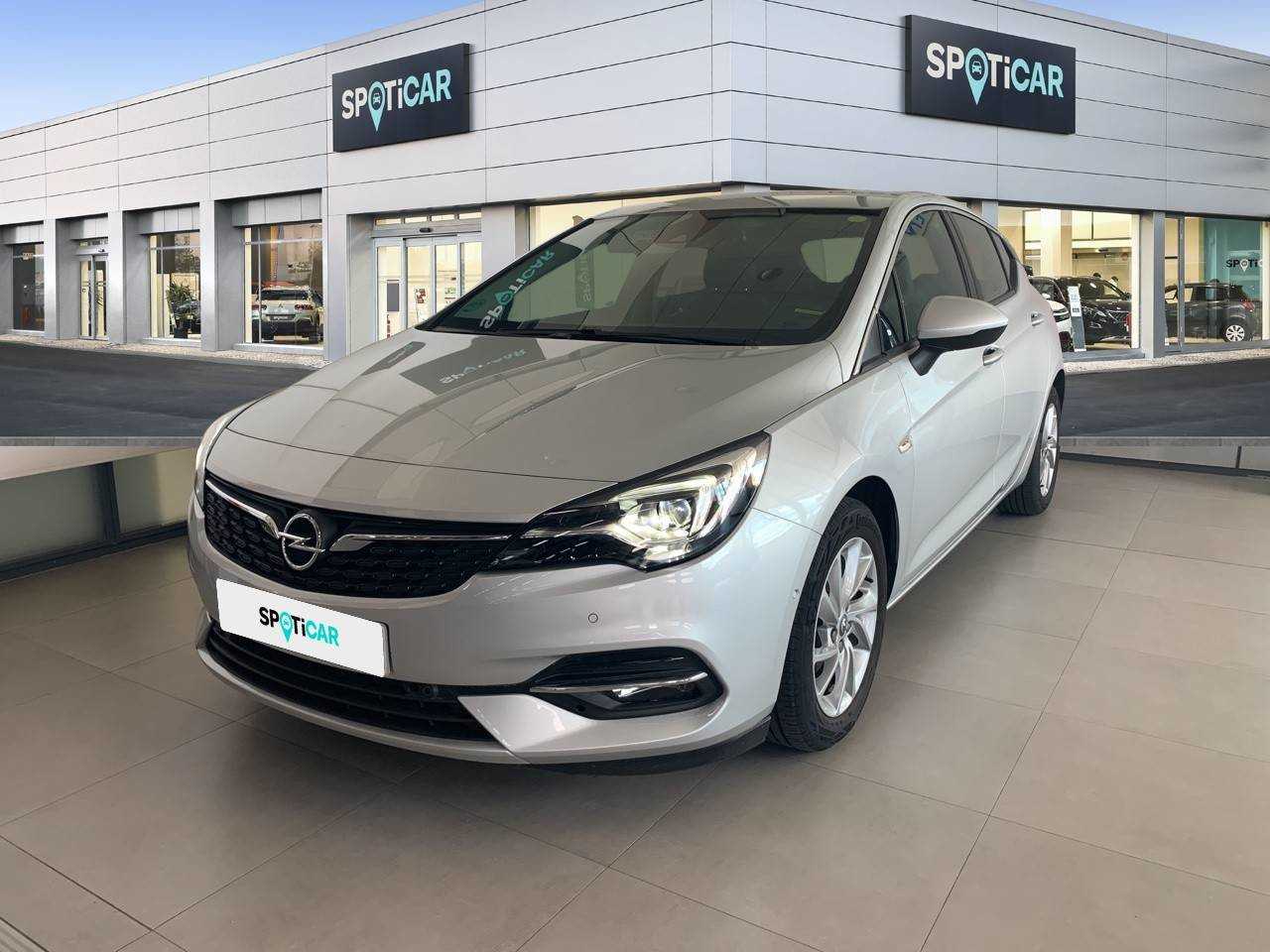 Opel Astra ocasión segunda mano 2020 Gasolina por 20.300€ en Madrid