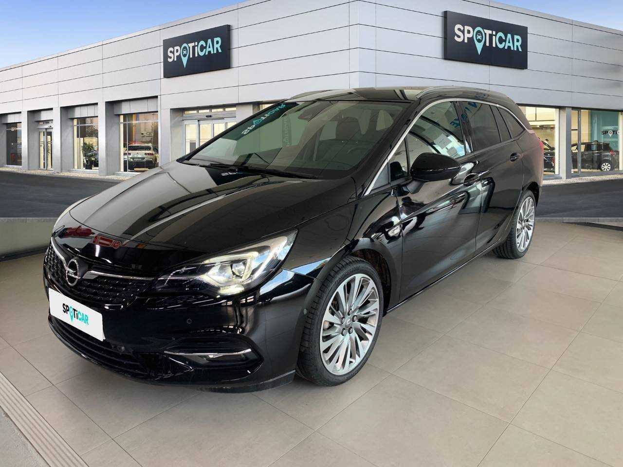 Opel Astra ocasión segunda mano 2020 Gasolina por 21.300€ en Madrid