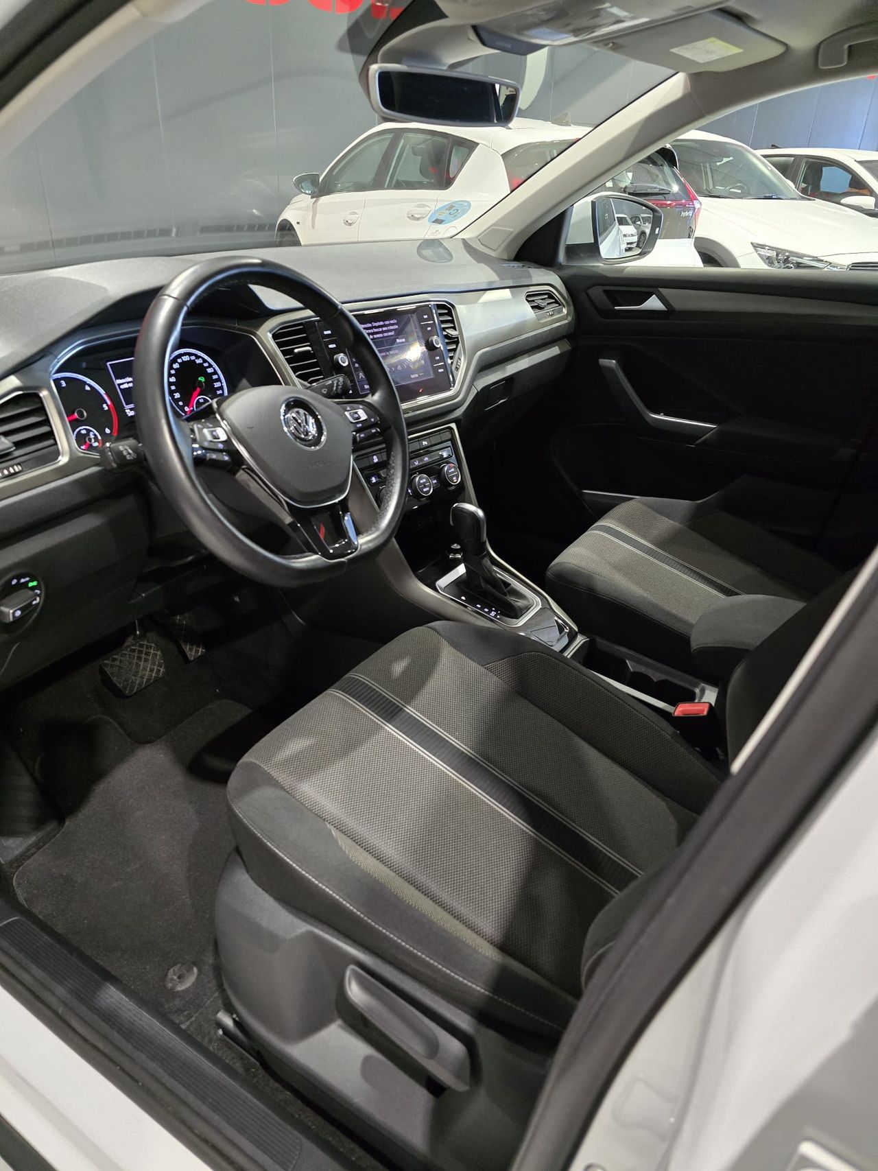 volkswagen t-roc 2020 / foto grande (3)
