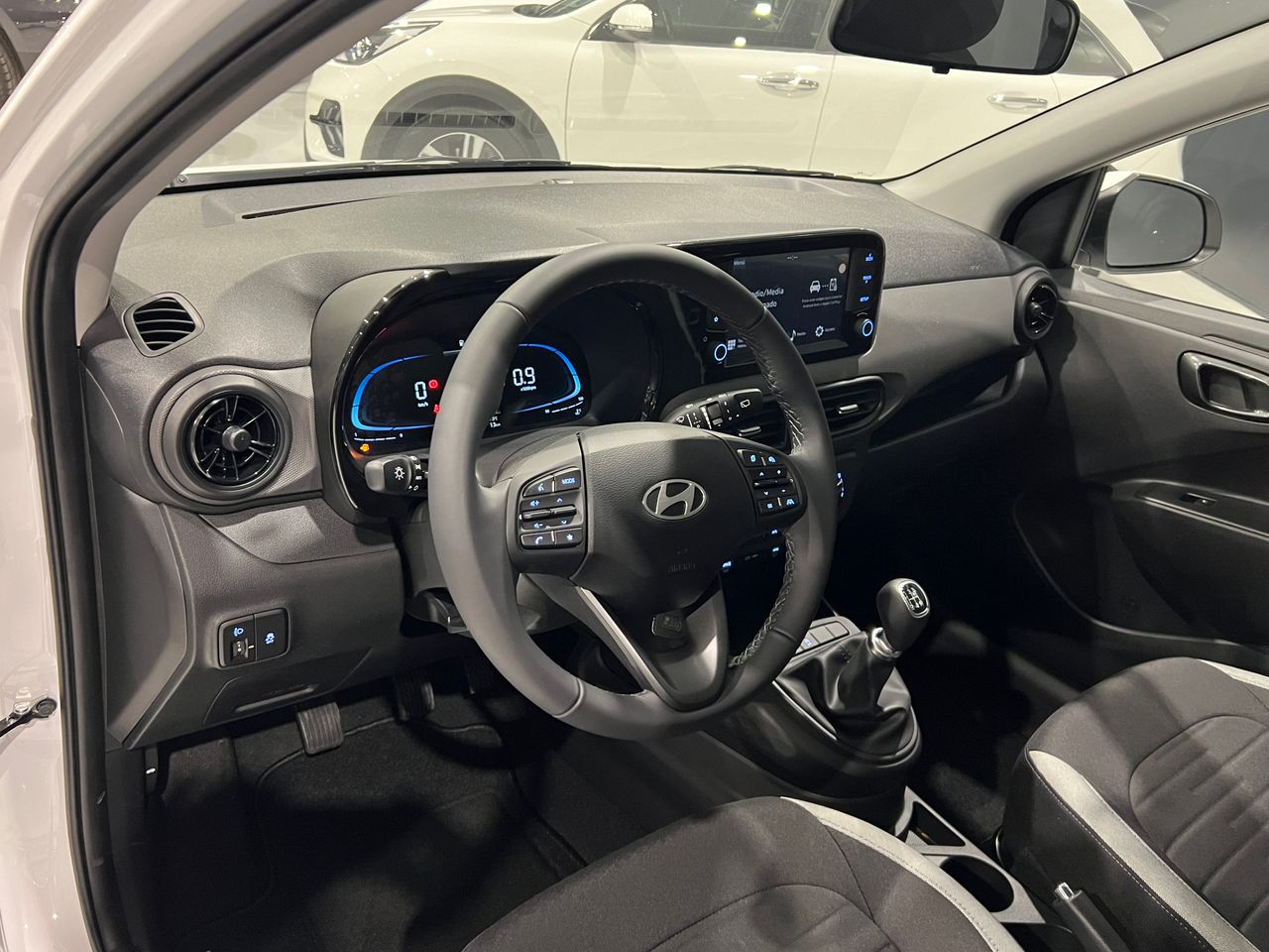 hyundai i10 2024 / foto grande (3)