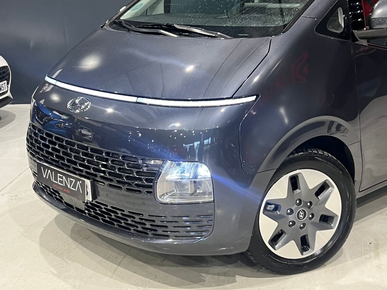 hyundai staria 2023 / foto grande (2)