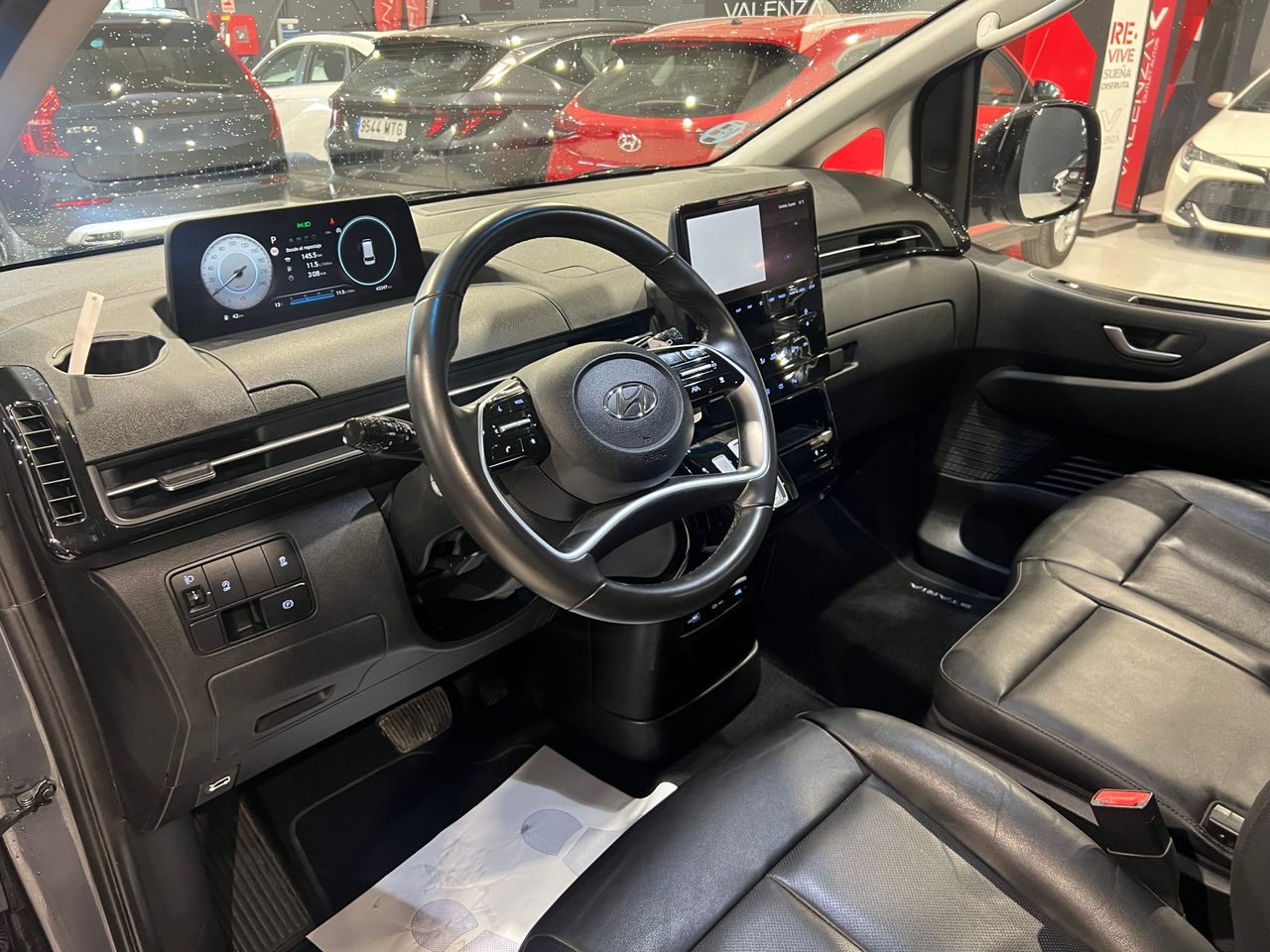 hyundai staria 2023 / foto grande (3)
