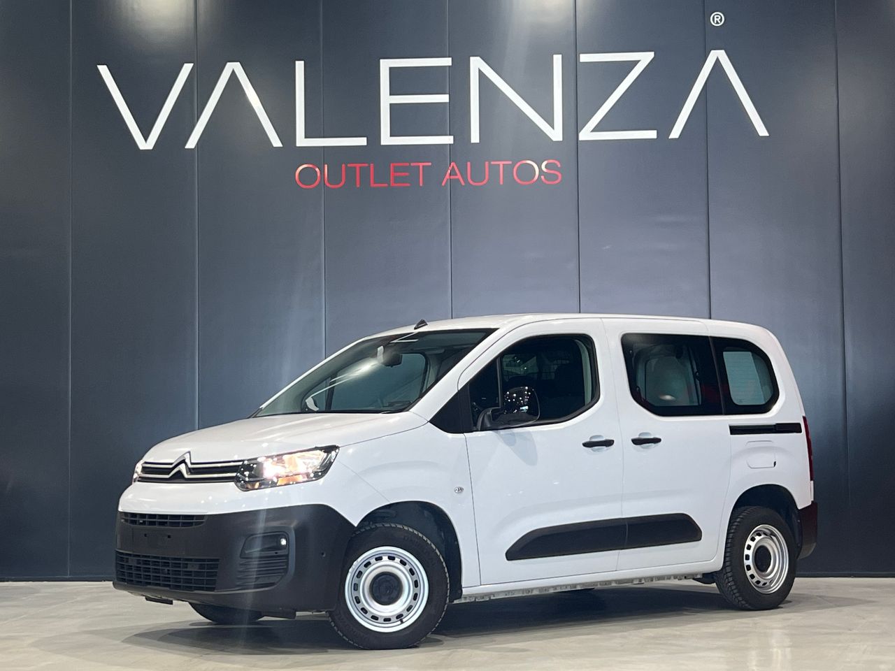 Berlingo cambio manual 6 marchas  de segunda mano - citroën berlingo 2022 /