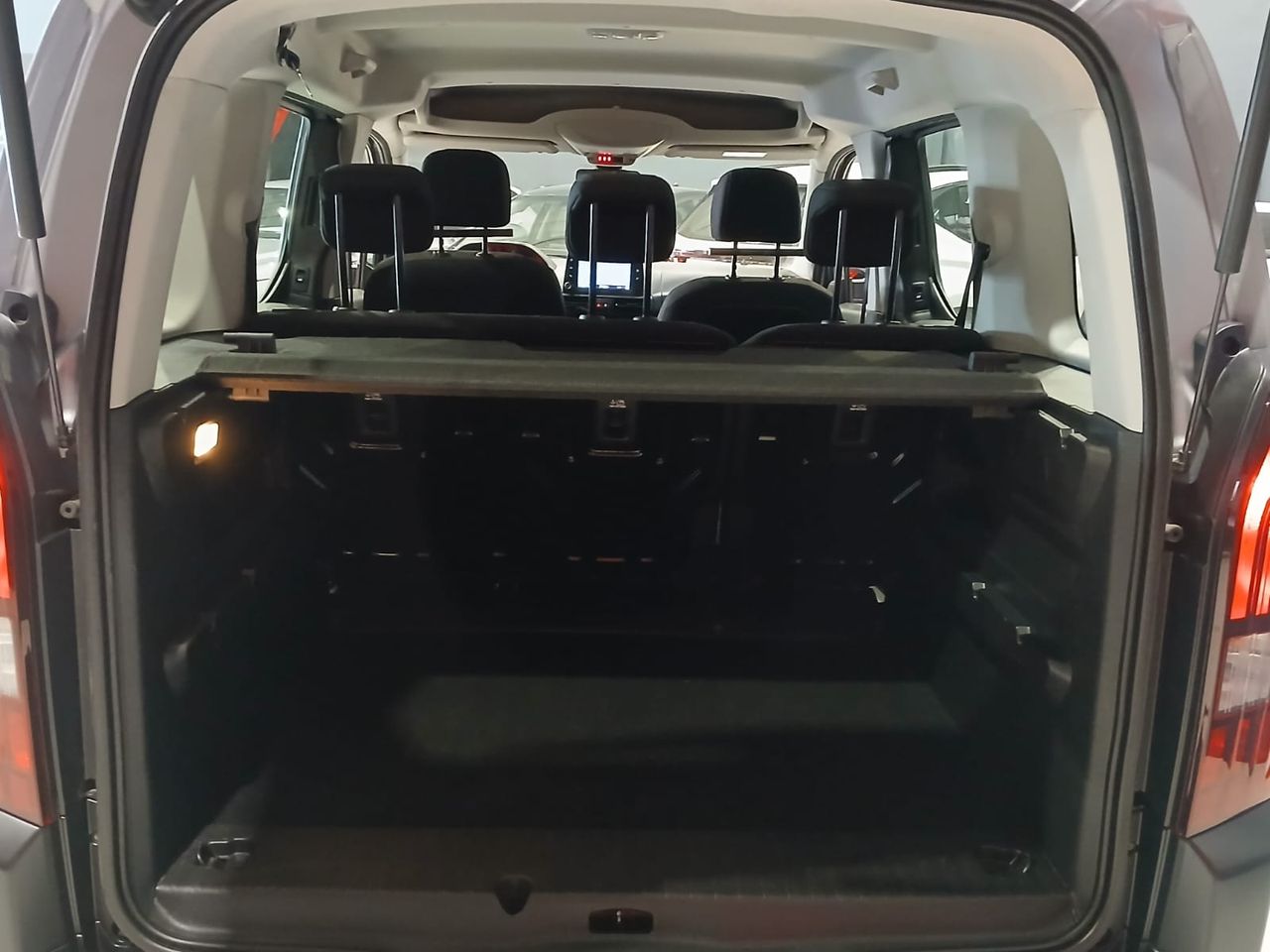 peugeot rifter 2019 / foto grande (3)