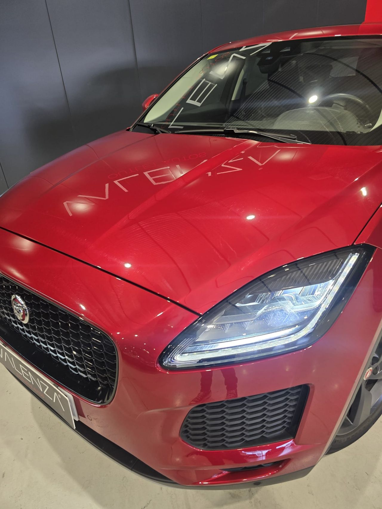 jaguar e-pace 2020 / foto grande (3)