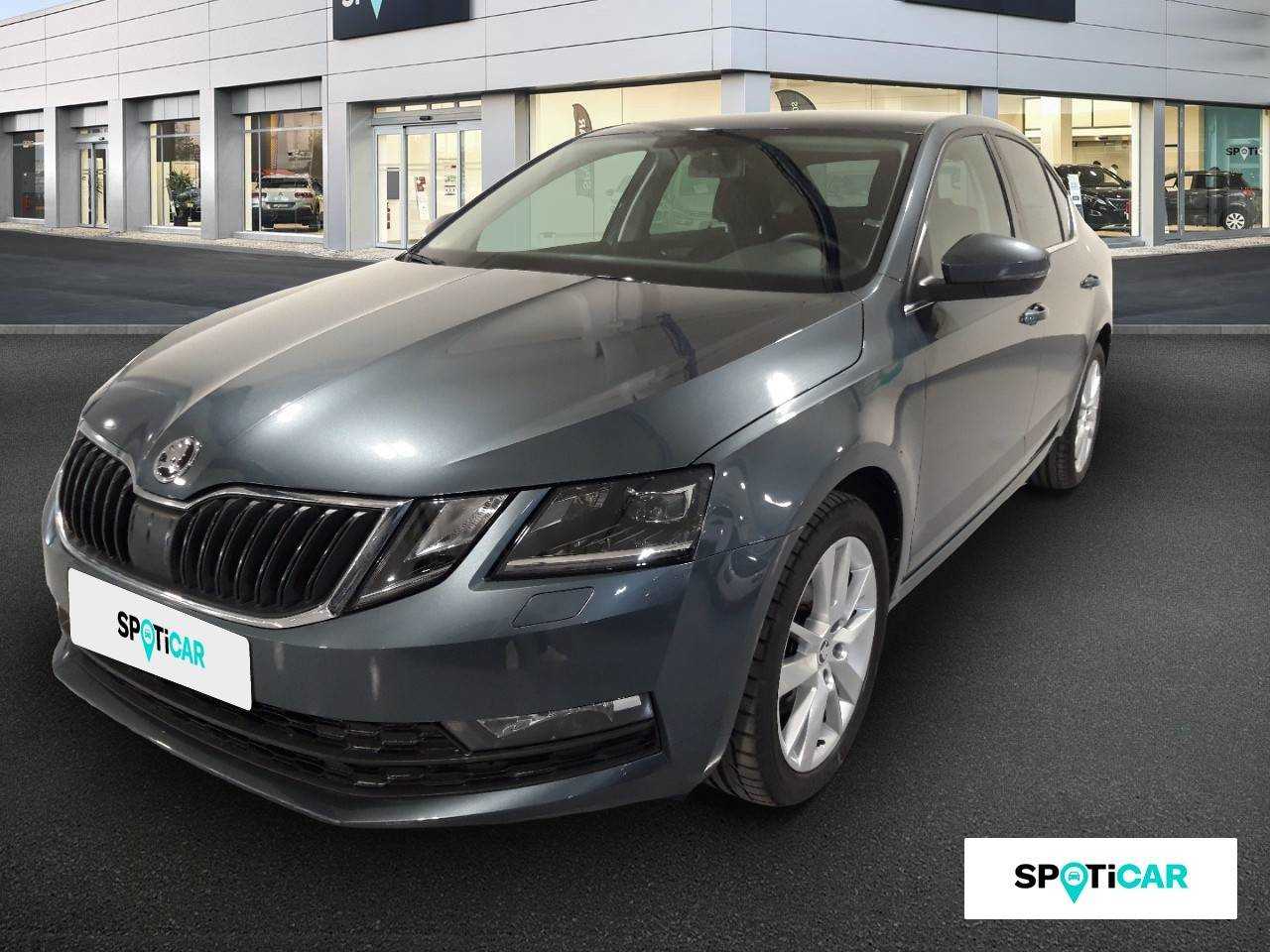 Skoda Octavia ocasión segunda mano 2020 Gasolina por 16.400€ en Barcelona