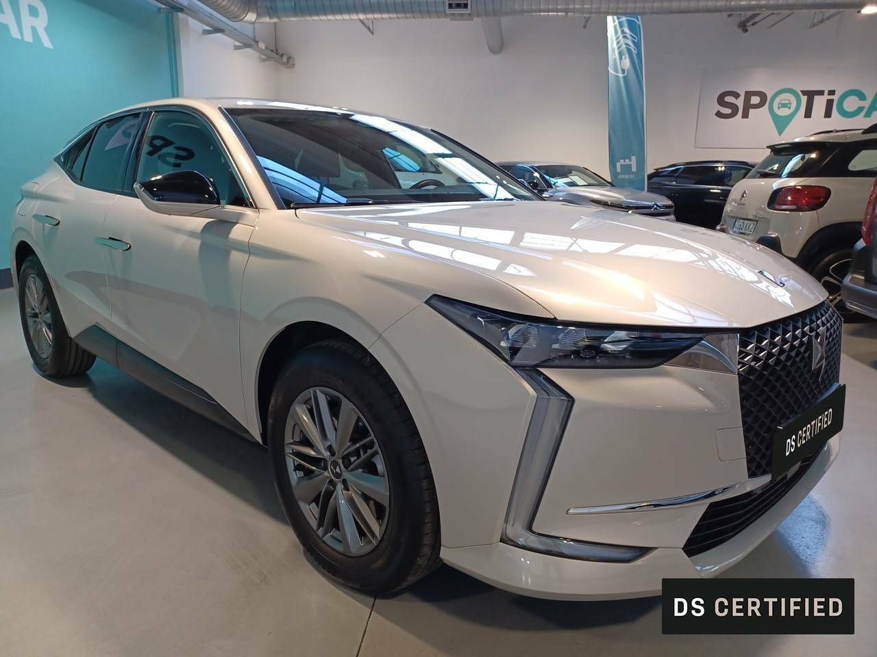 ds automobiles ds 4 2022 / foto grande (2)