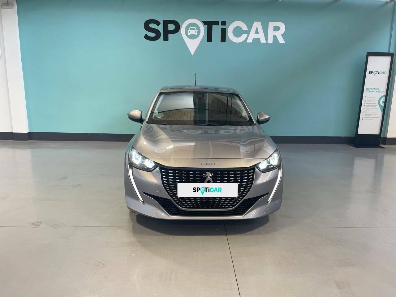 Peugeot 208 ocasión segunda mano 2021 Gasolina por 18.000€ en Barcelona