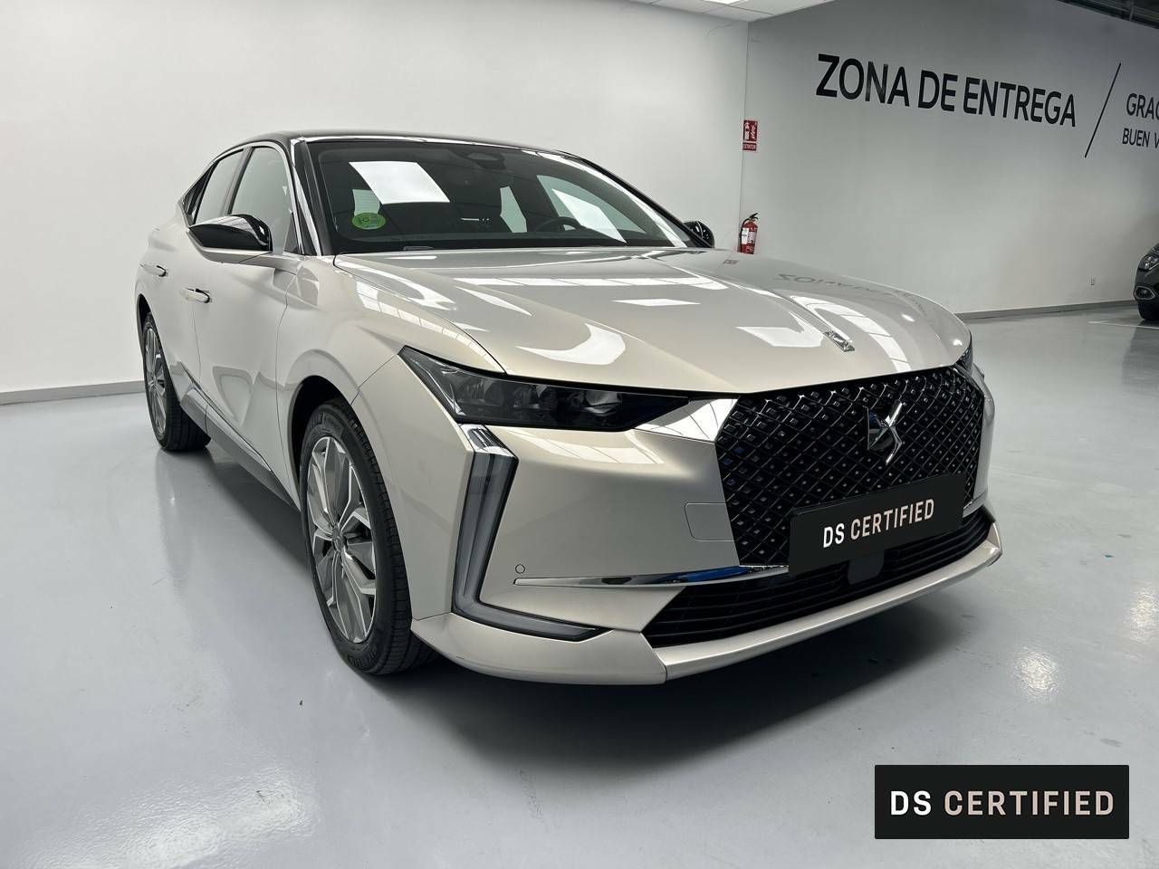 ds automobiles ds 4 2022 / foto grande (3)