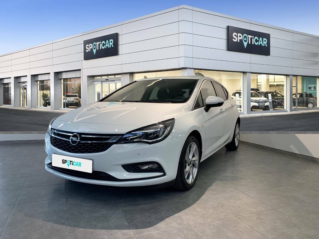 Opel Astra ocasión segunda mano 2018 Diésel por 16.375€ en Zaragoza