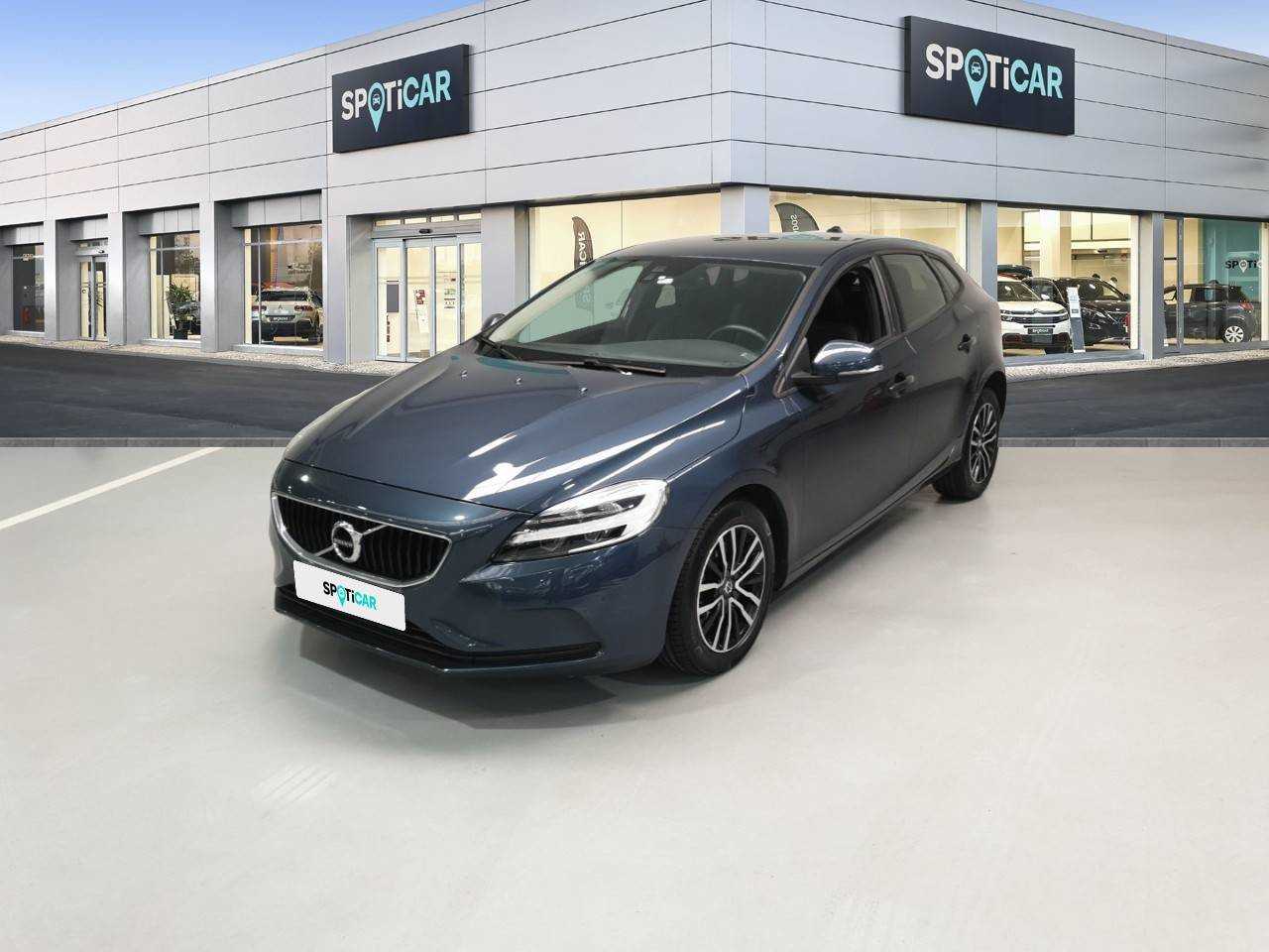 Volvo V40 ocasión segunda mano 2019 Gasolina por 21.900€ en Coruña