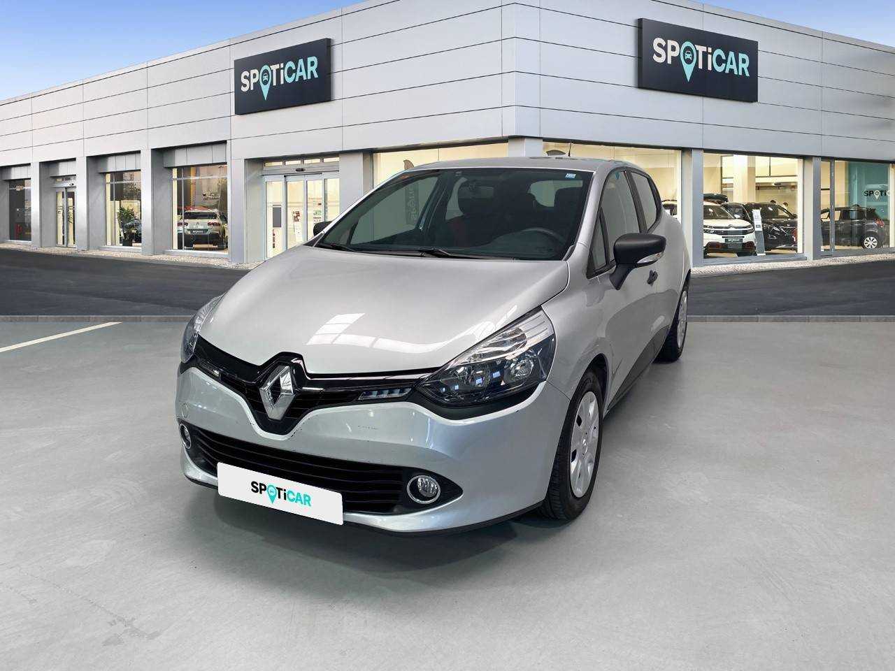 Renault Clio ocasión segunda mano 2018 Diésel por 12.900€ en Coruña