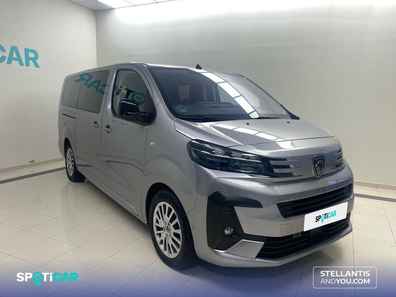 peugeot traveller 2024 / foto grande (3)