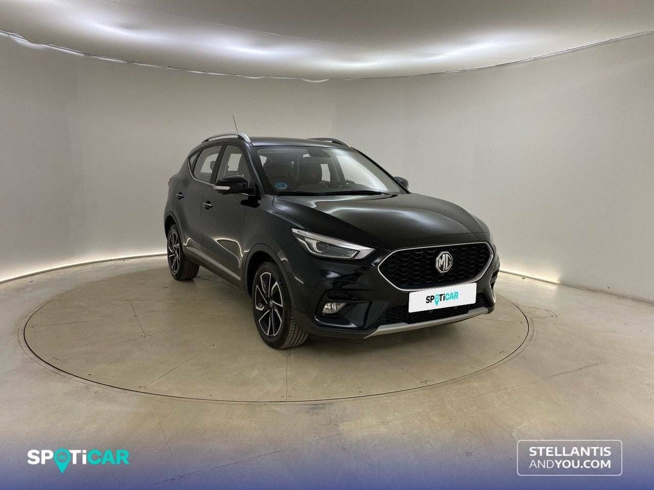 mg zs 2022 / foto grande (3)