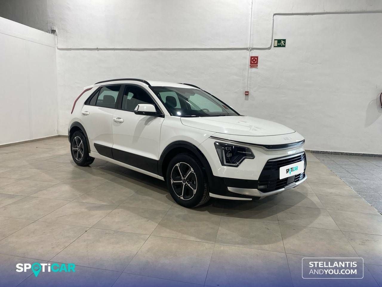 kia niro 2024 / foto grande (3)
