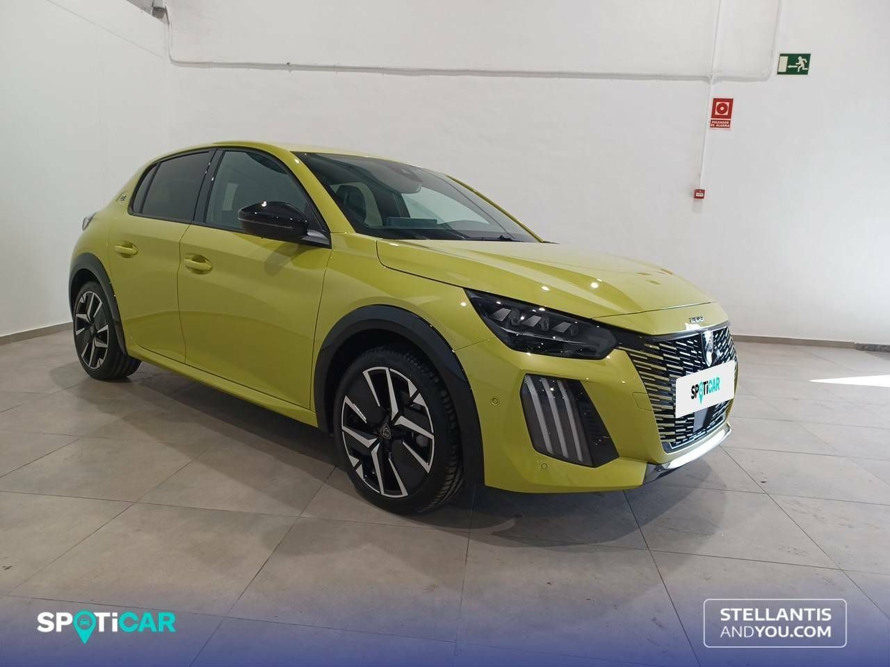 peugeot 208 2024 / foto grande (3)