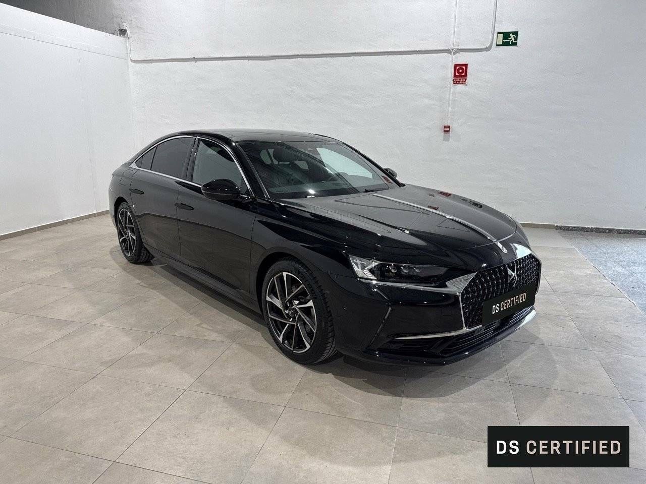 ds automobiles ds 9 2025 / foto grande (3)