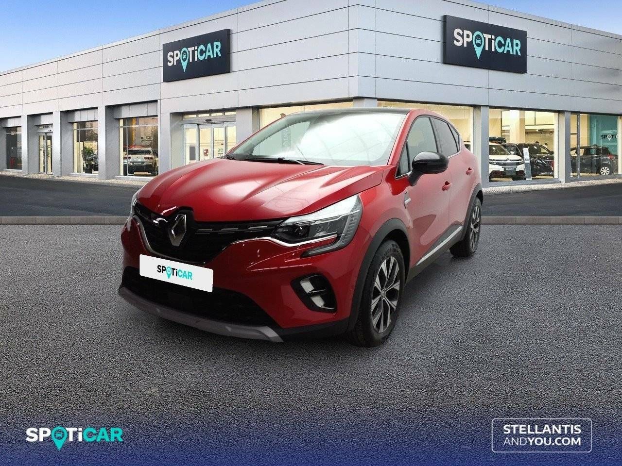 renault captur 2023 /