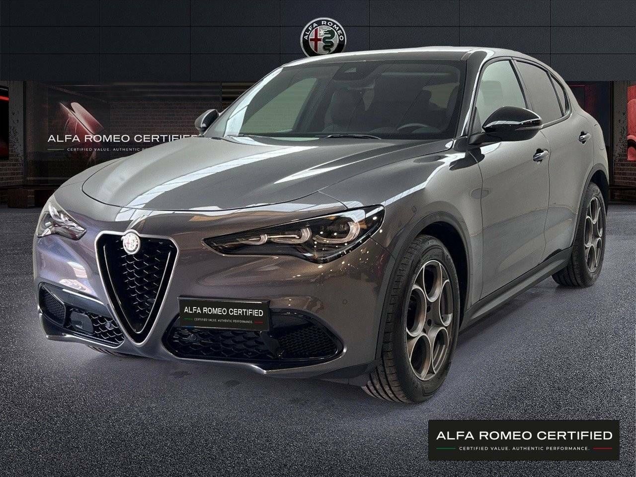 alfa romeo stelvio 2024 /