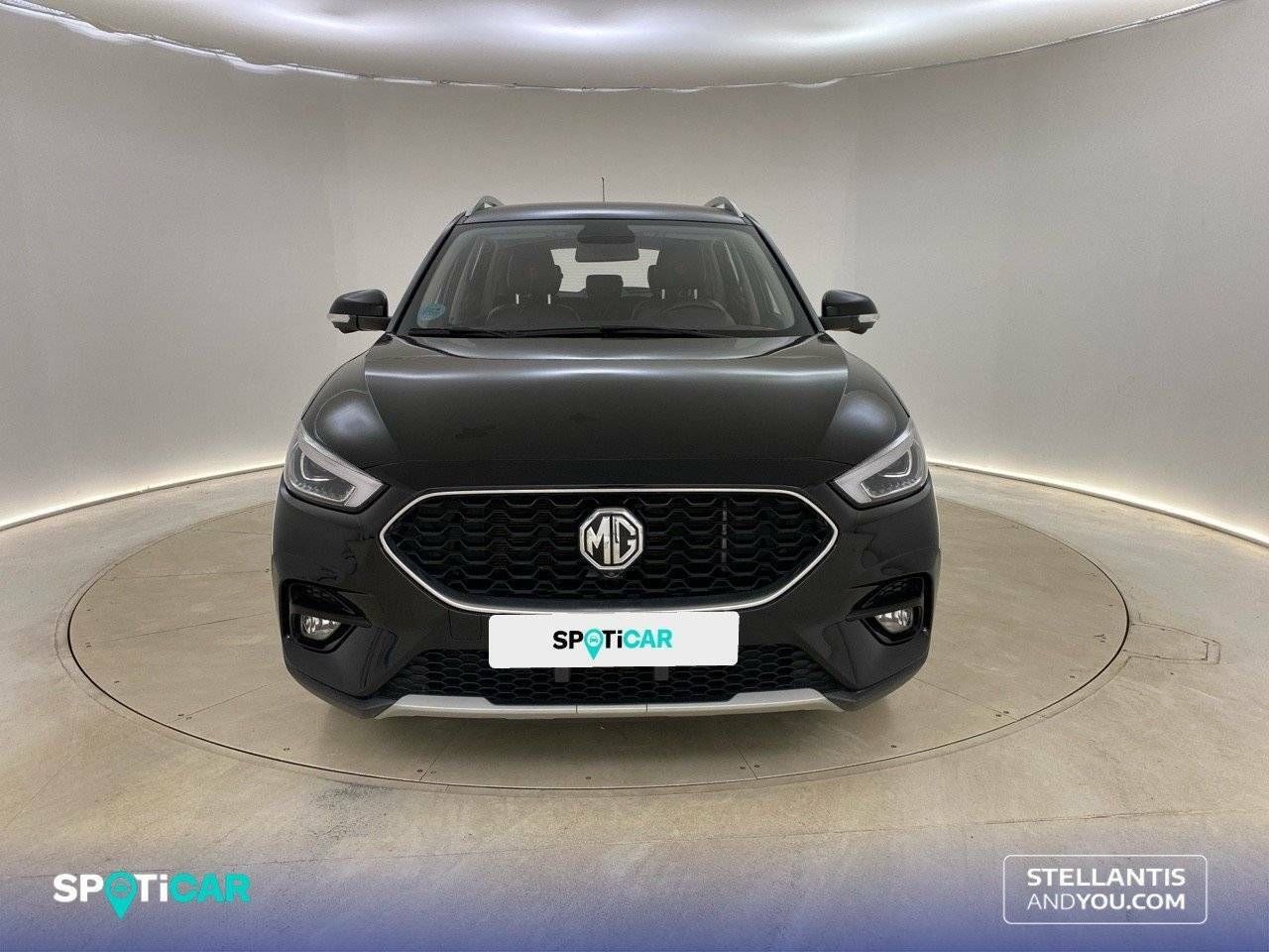 mg zs 2025 / foto grande (2)