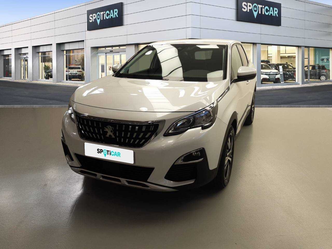 Peugeot 3008 ocasión segunda mano 2019 Gasolina por 25.500€ en Sevilla