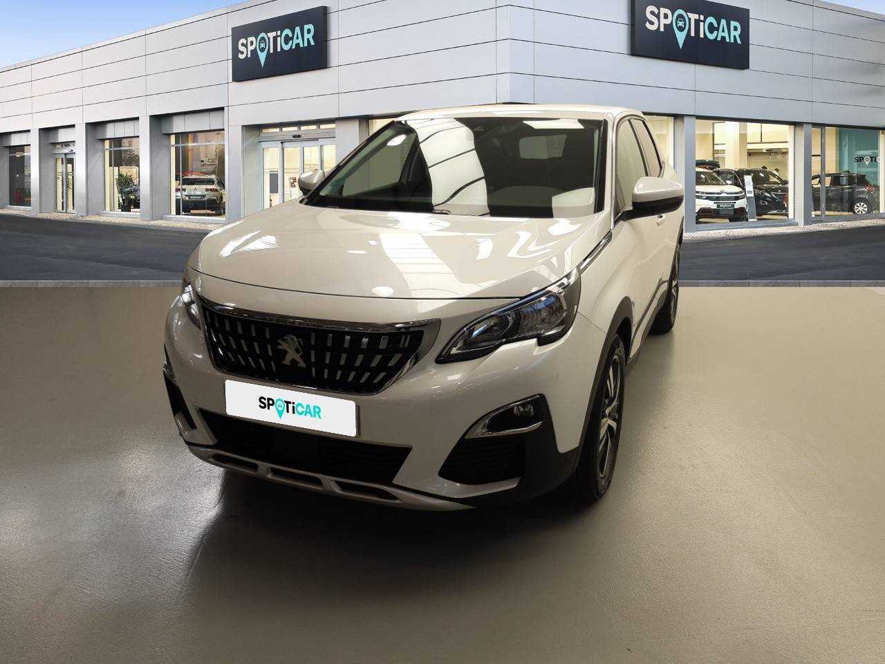 Peugeot 3008 ocasión segunda mano 2019 Gasolina por 25.500€ en Sevilla
