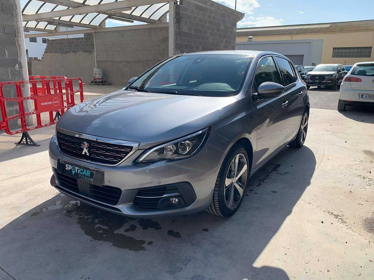 Peugeot 308 ocasión segunda mano 2020 Gasolina por 19.900€ en Valencia