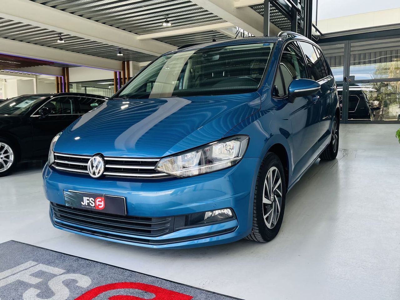 volkswagen touran 2018 / foto grande (3)