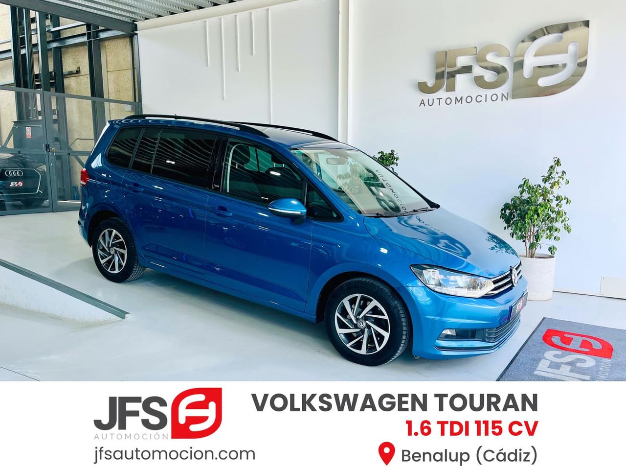 Foto volkswagen touran 2018 /