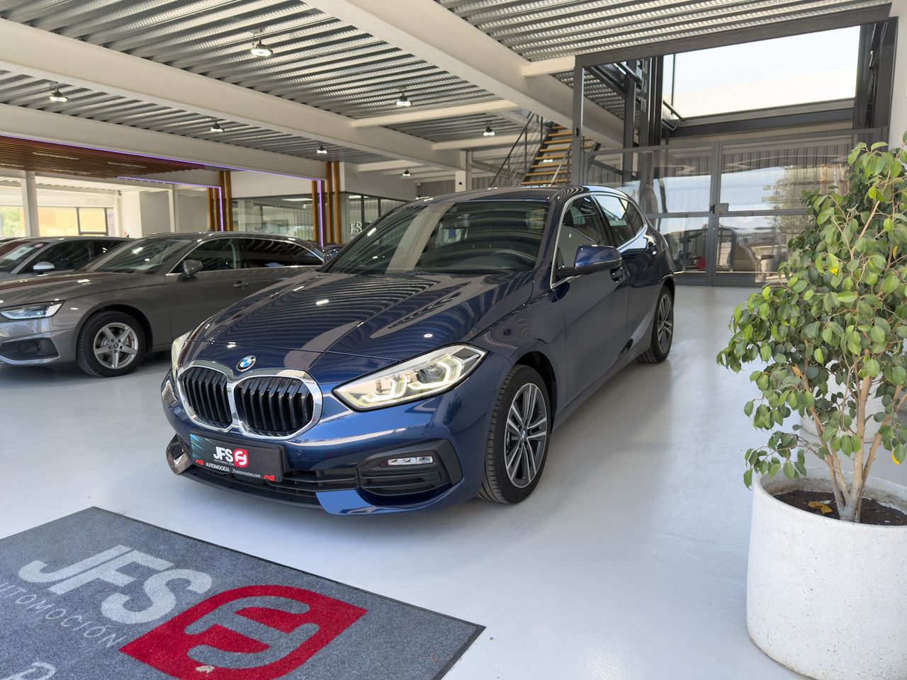bmw serie 1 2019 / foto grande (2)